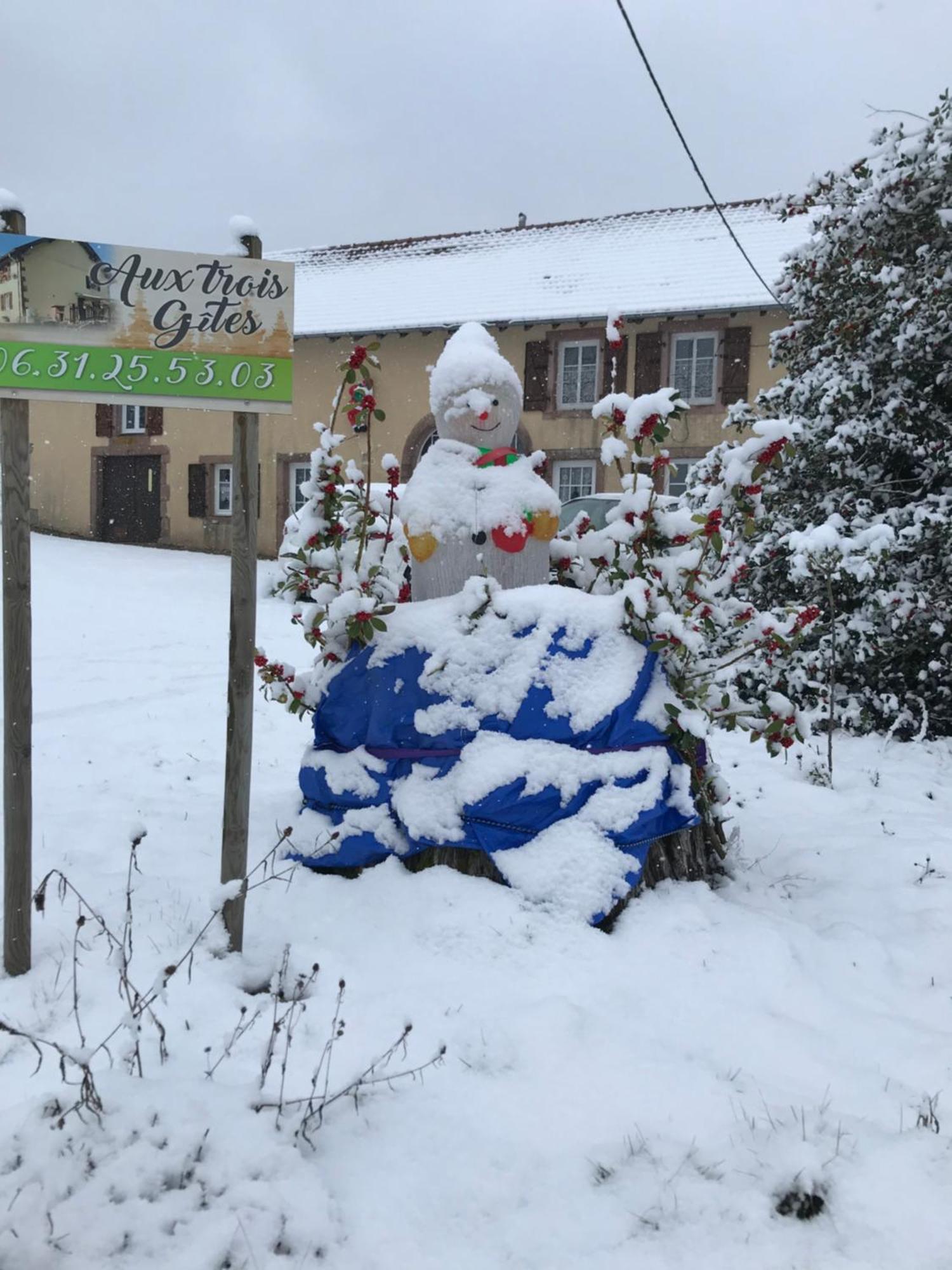 Aux Trois Gites La Chapelle  외부 사진